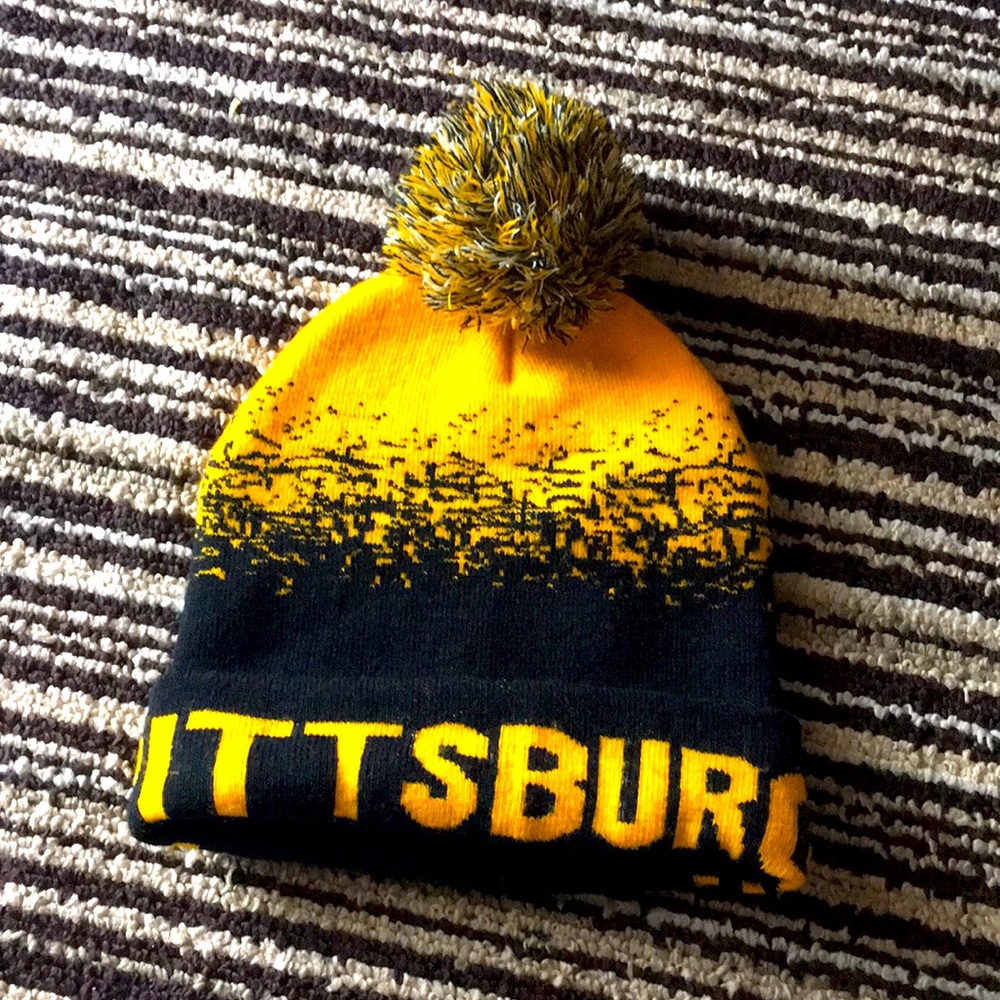 Black and yellow Pittsburgh knitted hat